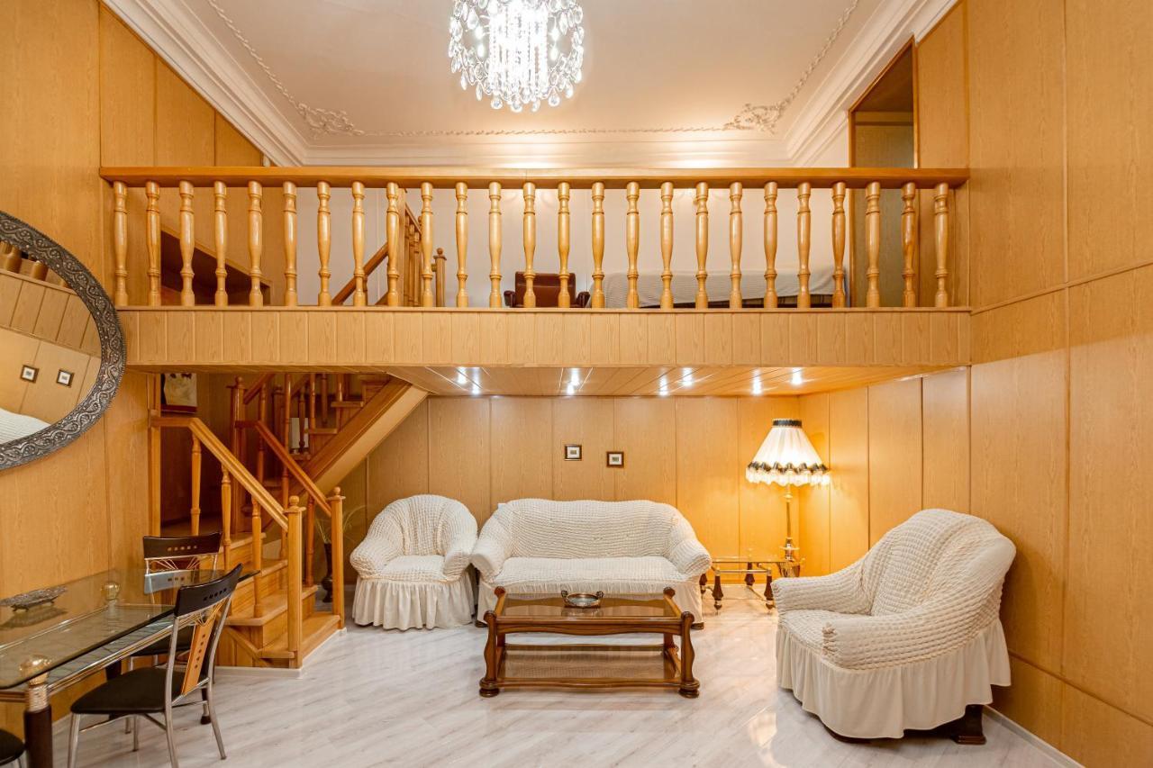 Rustaveli Downtown Aparthotel Tbilisi Bagian luar foto