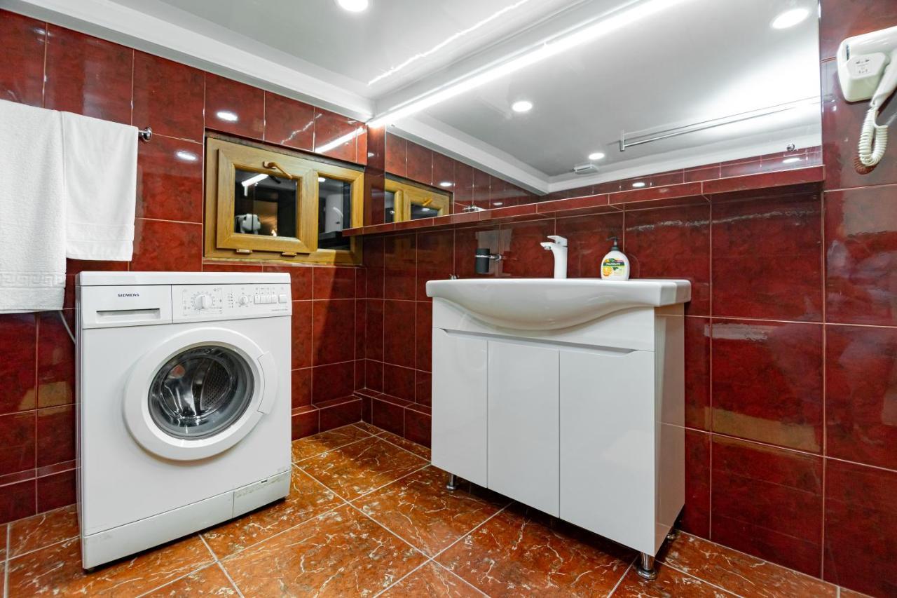 Rustaveli Downtown Aparthotel Tbilisi Bagian luar foto