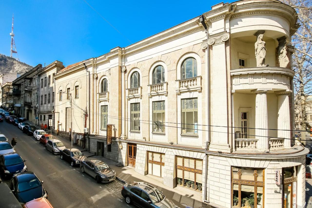 Rustaveli Downtown Aparthotel Tbilisi Bagian luar foto